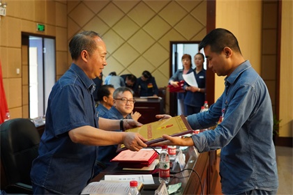 團委表彰 (2).JPG