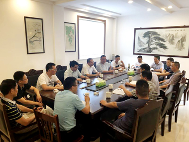 瀘天化股份公司總經(jīng)理趙永清帶隊(duì)走訪華東市場(chǎng)并慰問(wèn)九禾江津復(fù)肥基地員工