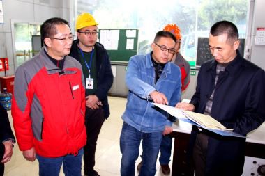 省安委會(huì)第二督查組來(lái)公司檢查“兩會(huì)”期間安全生產(chǎn)工作