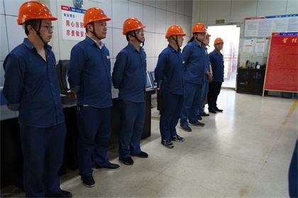 瀘天化加壓中和裝置實(shí)現(xiàn)長周期生產(chǎn)“百日紅”  