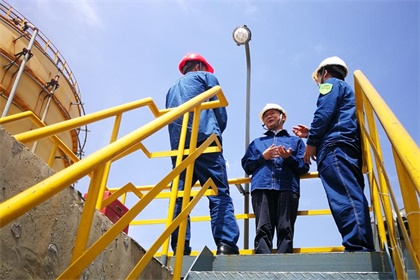 瀘天化股份公司領(lǐng)導(dǎo)廖廷君趙永清率隊督查和寧公司安全生產(chǎn)工作