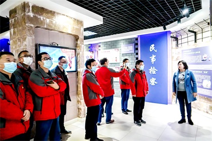 瀘天化股份公司組織新任、提拔領(lǐng)導(dǎo)干部開展廉潔警示教育活動