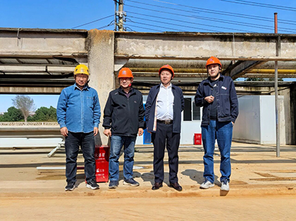 瀘天化股份公司黨委書記、董事長廖廷君一行到公司化工園區(qū)建設項目現場檢查指導工作